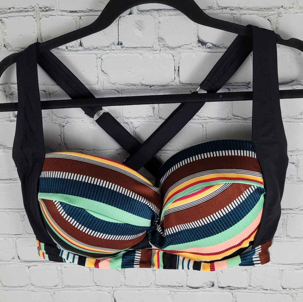 ALLURE | striped underwire bikini swim bathing suit top